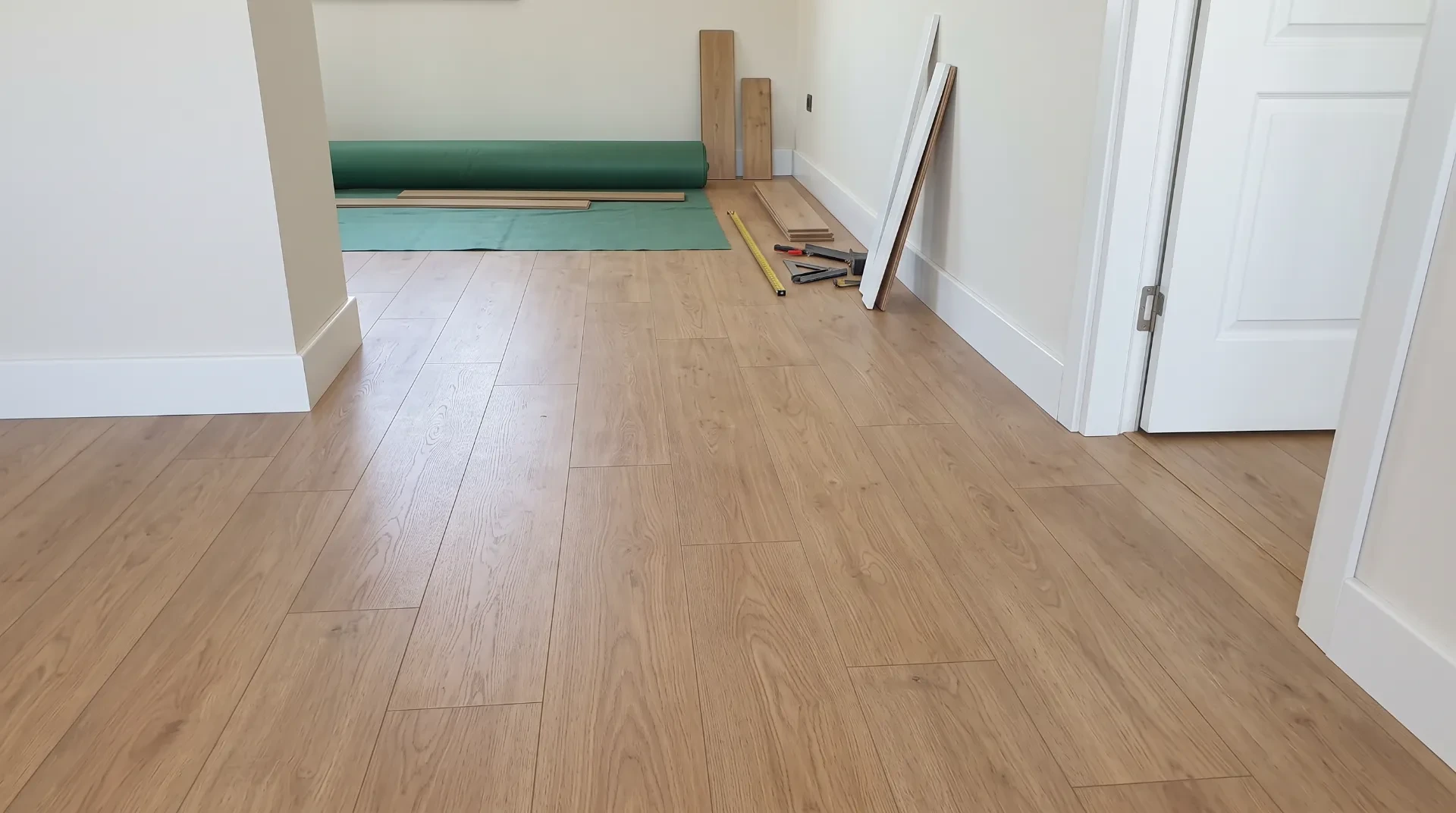 Laminat Parke & Lake Süpürgelik Döşeme - Bursa Alçı Dekorasyon
